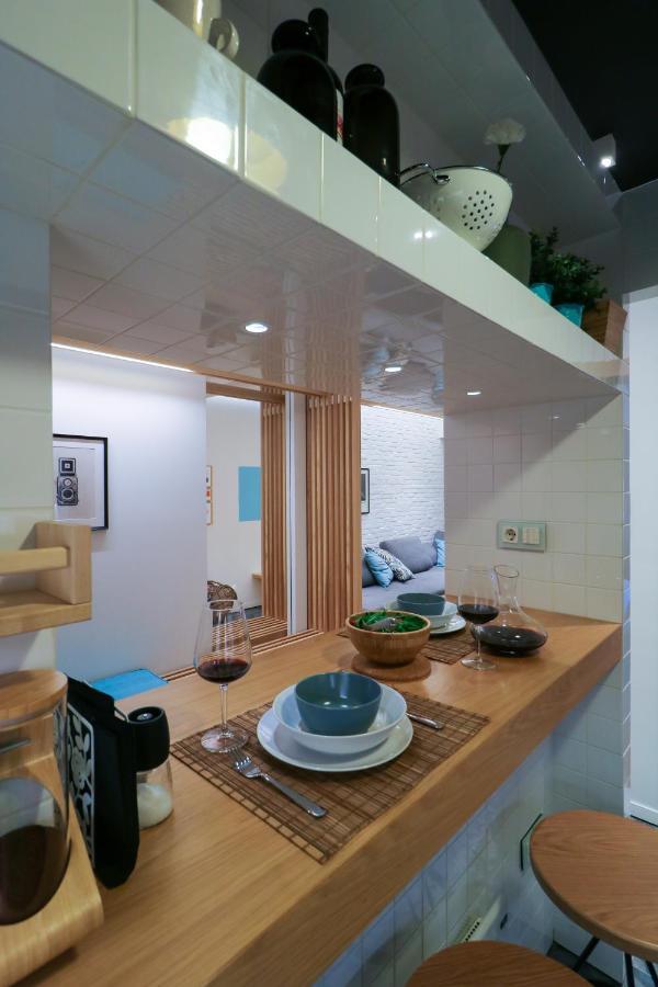 Superior Central Apt|3Min To Metro|Ac|Netflix|Imac Athen Eksteriør billede